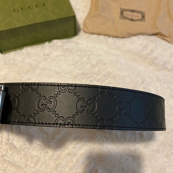 Only used one time. Dust bag and box included. - Picture 2 of 4